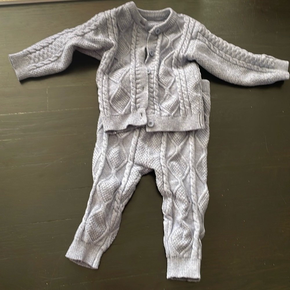 SHEIN Baby Blue Knit Sweater & Pants - Like New